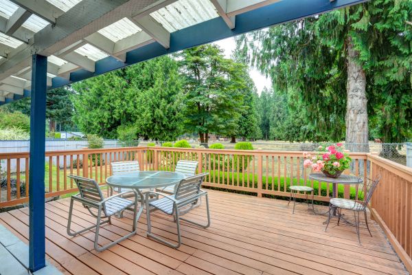 Deck Carpentry Service in Stamford